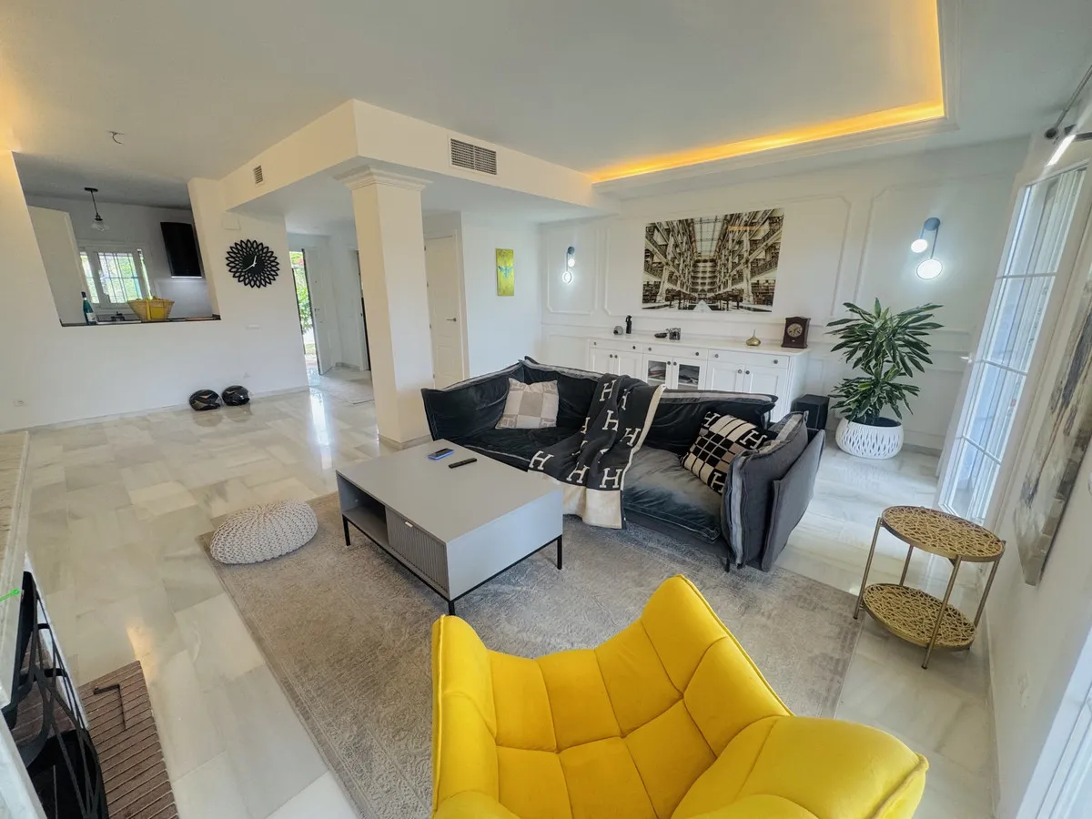 26e1bc1f-b450-41a8-81d9-7760d9b51142