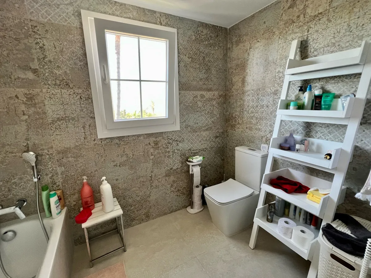 7ad5b1b5-083d-4993-bfdd-5eee03f5b073