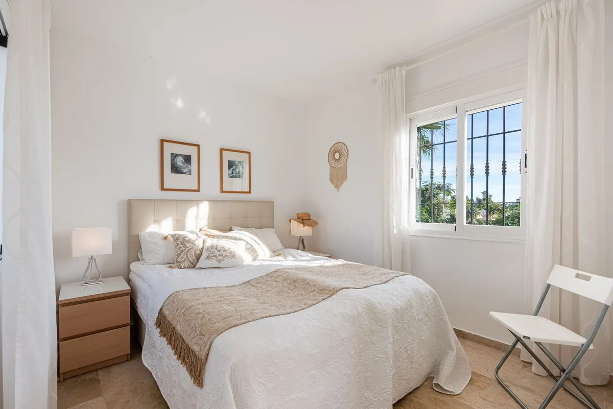 6870921c-7f26-46ad-bb47-abfc4330fdd9