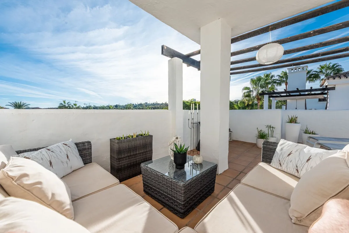 f9ab1365-10b9-4c09-85de-cfefd5370aec