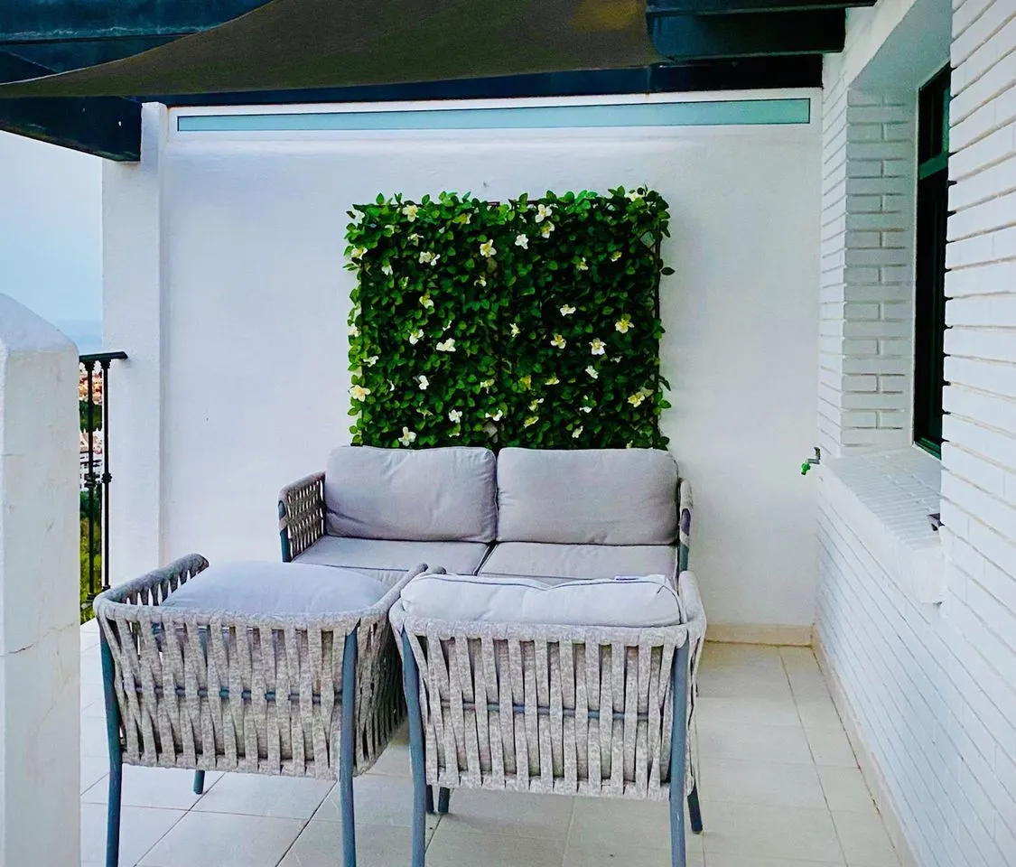 304288c6-3354-4896-8329-92396d14987b