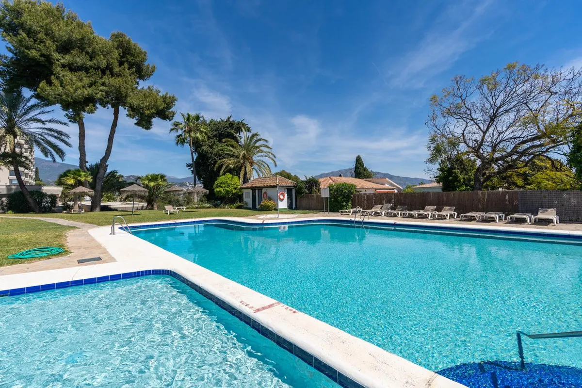 281c89bf-acea-494e-b18d-fedd865c19f6