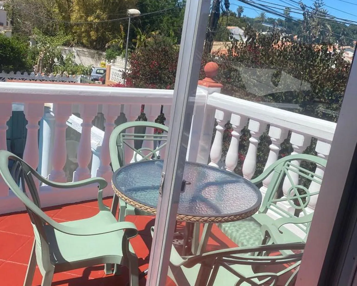 e82ff29d-2d5e-483b-94ef-034da0d8ad50