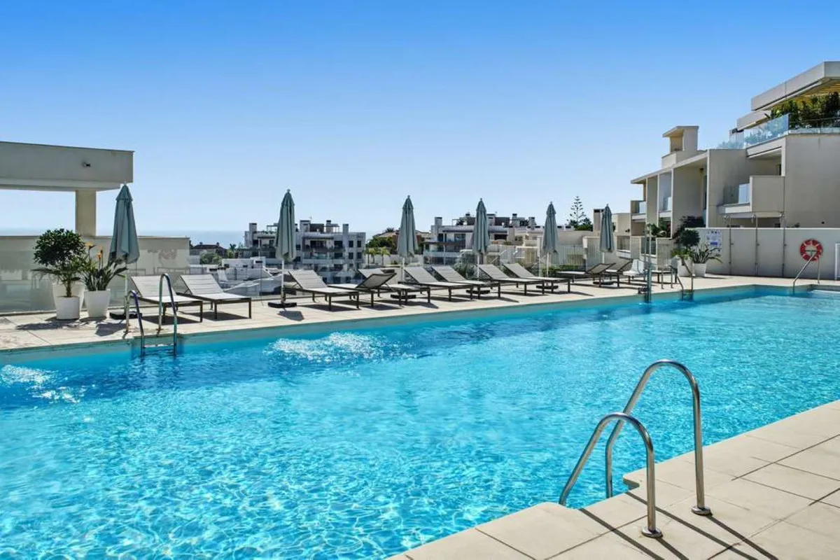 09fe90d1-55a7-4b1f-9550-f2355c84e9a2