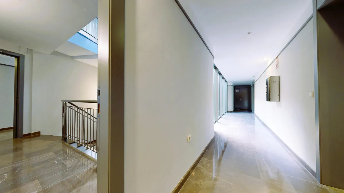 076193e6-7fda-42db-815b-84eb5b09bc54