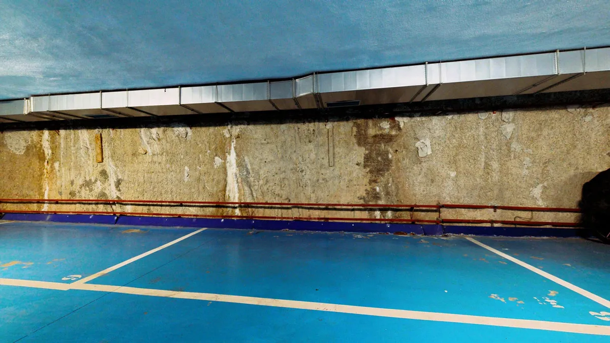 ebc64d80-e2f9-465e-8045-5ca717018095