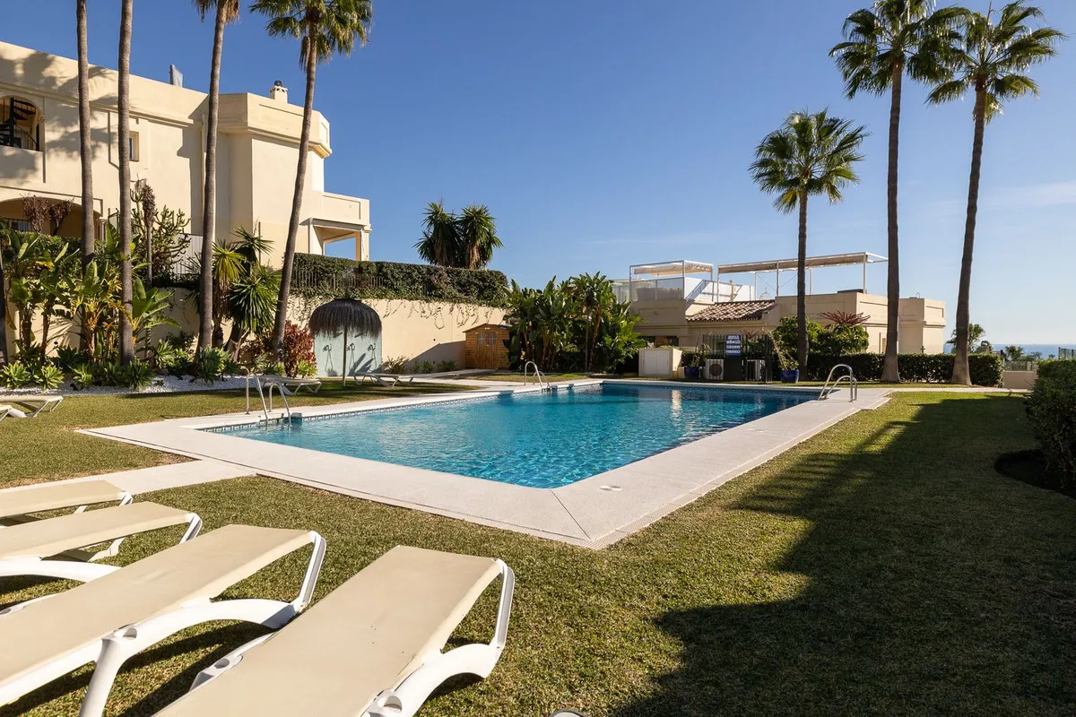 4360f81f-4b4f-4d1b-a79e-a94beacc245d