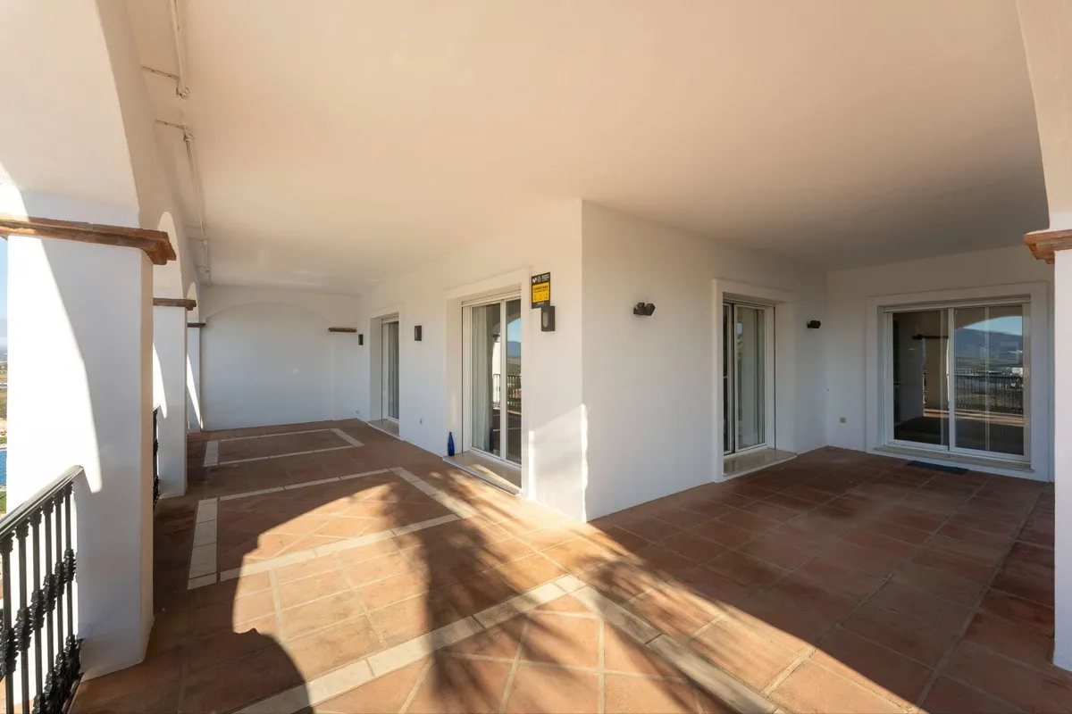 5b88572c-d9d4-46c2-bc6b-357778c76a64