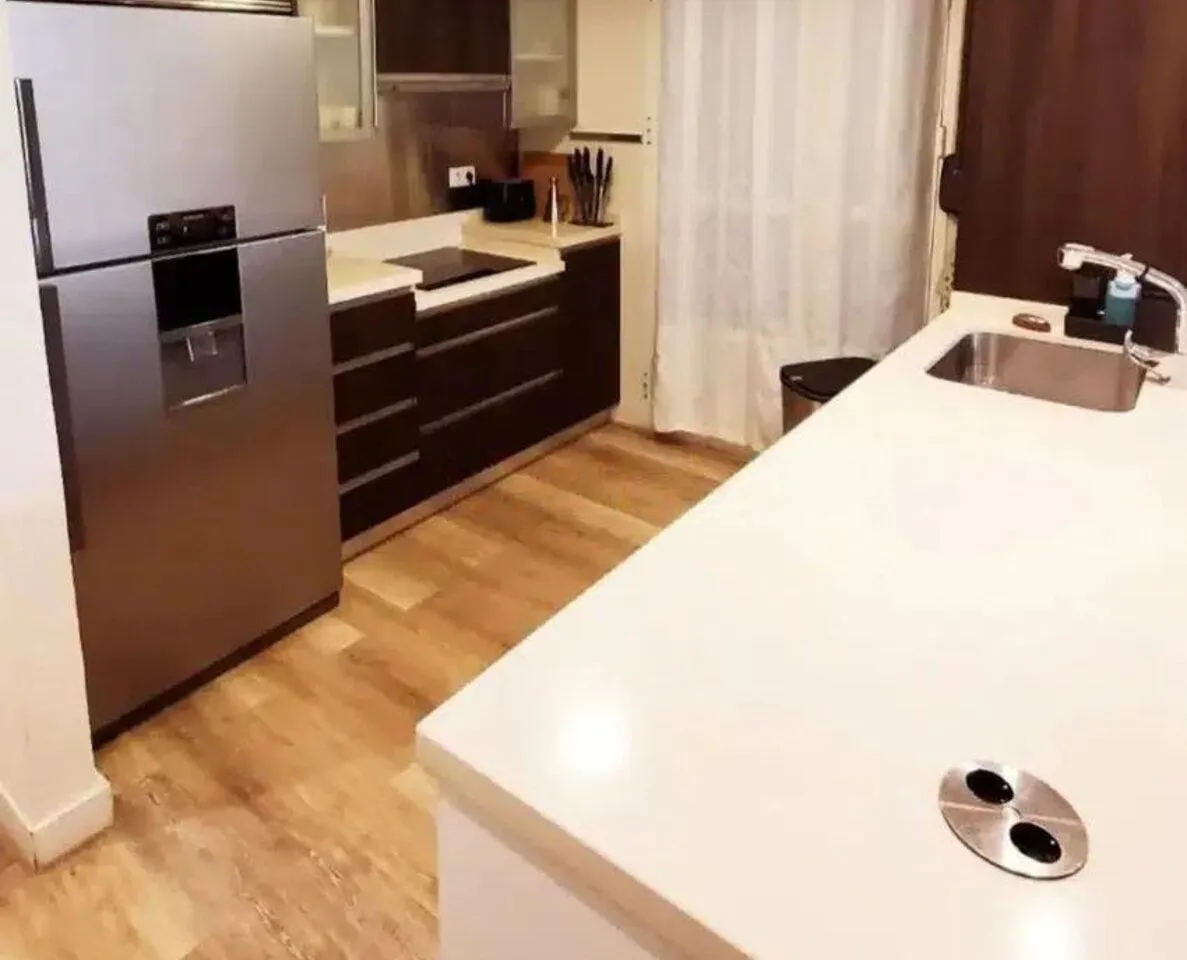 1c3d8d31-dec3-47f8-9782-c92adac42be5