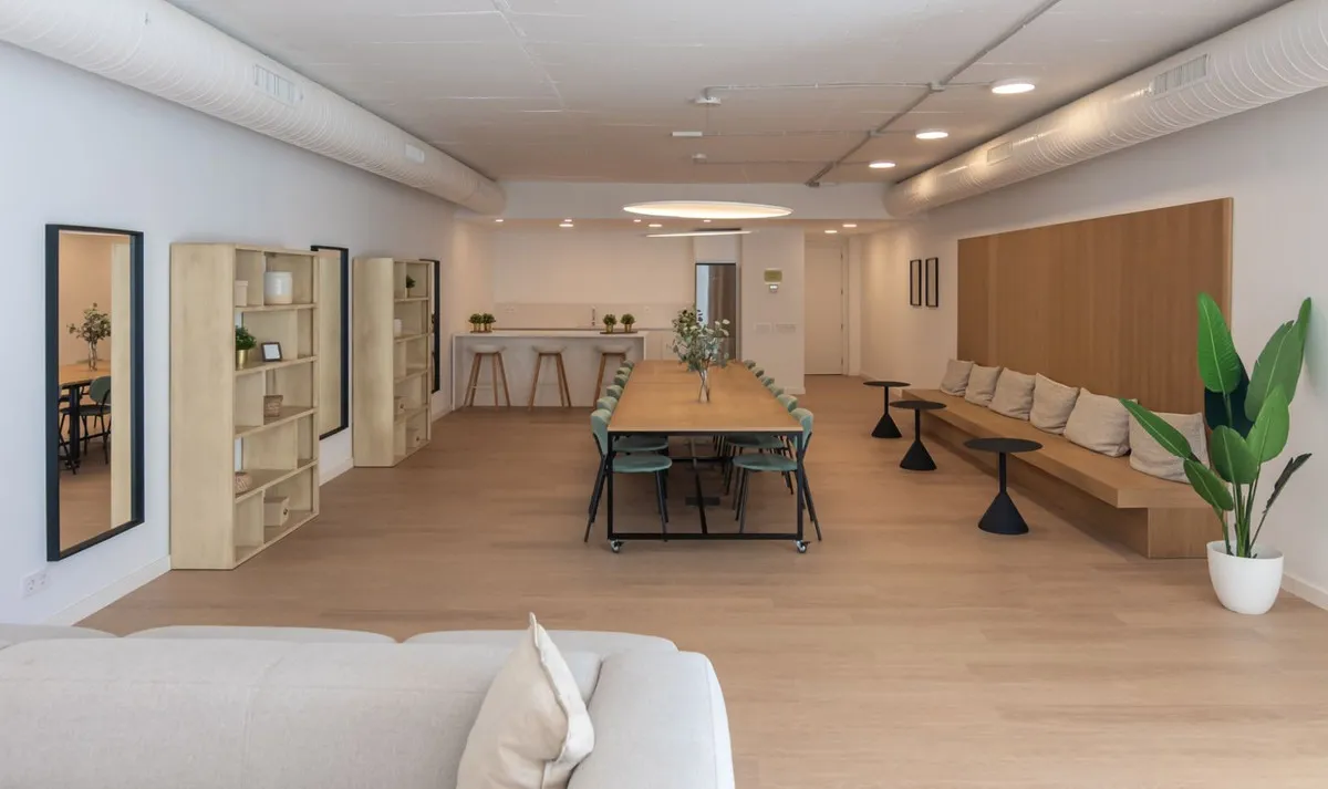 f13fd952-cf95-44d7-a3db-aa676752ed81