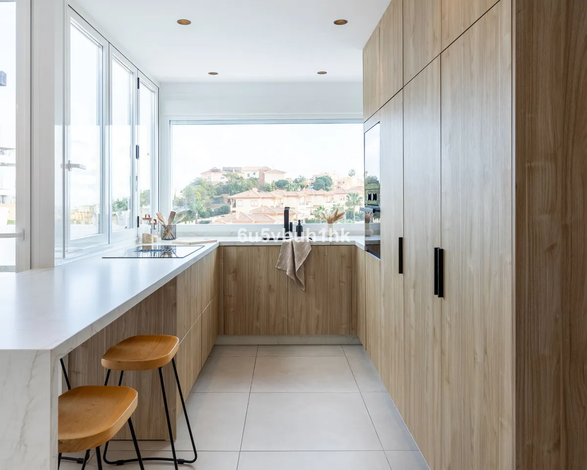 8bc3714c-ec6a-45cf-b6b7-e2c84633e97c