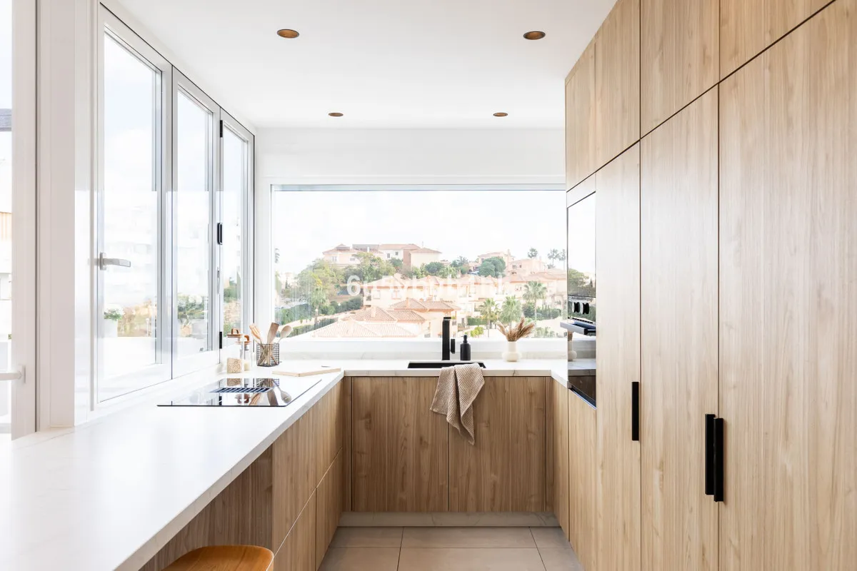 c5b6a372-999c-4889-a9ca-c71cbcc1a93f