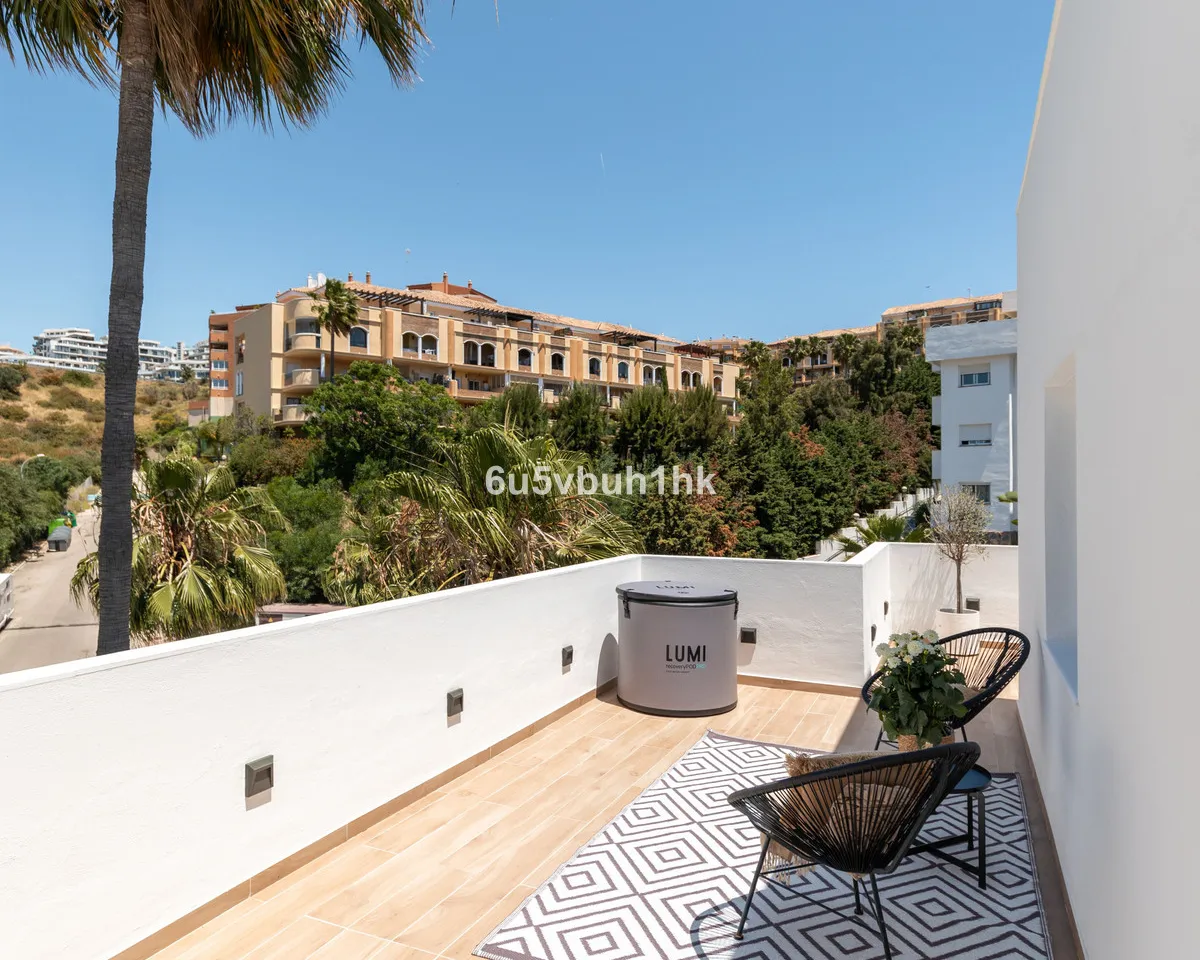 f35108f6-ef32-4e2e-9ccb-eb9375df4edf