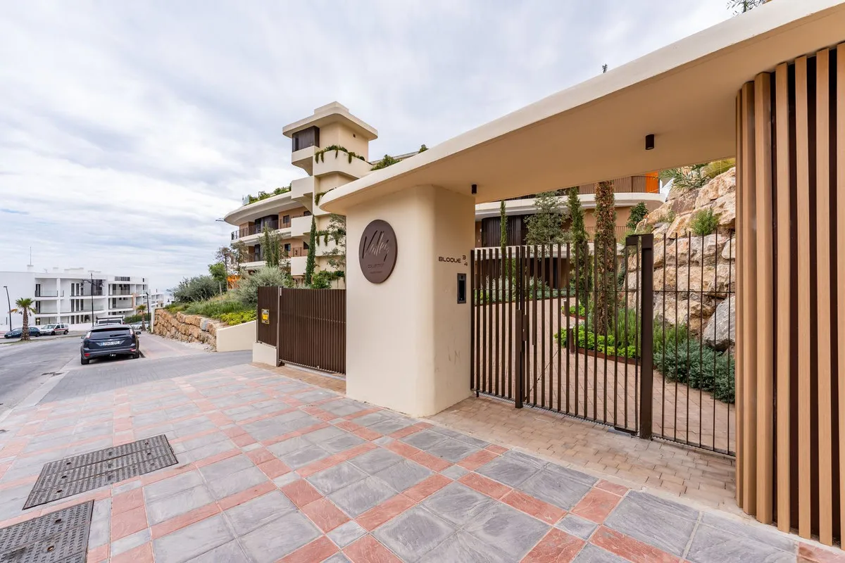 004c9866-a9dc-4f78-a375-e87f78c28cd2