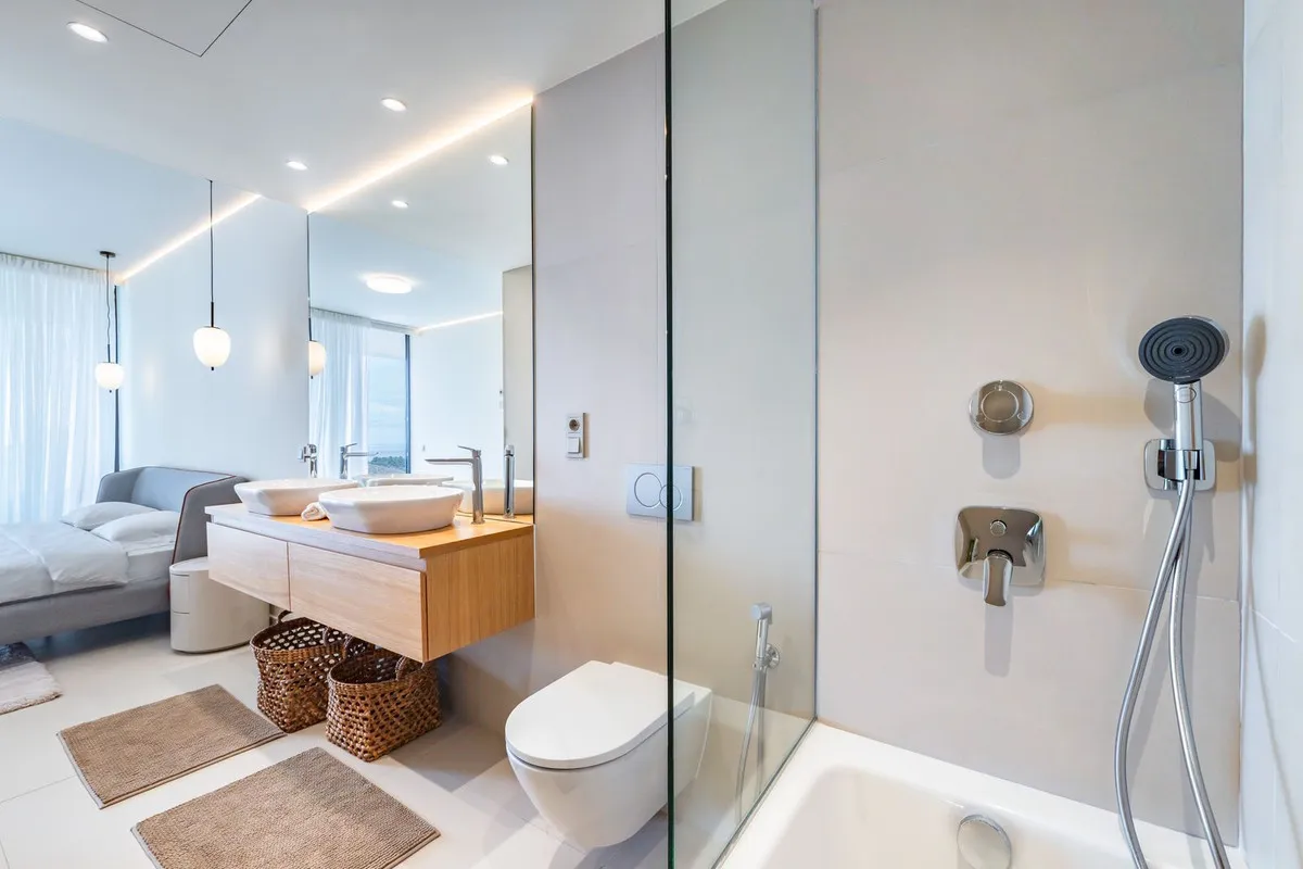 f3c84102-64b4-474f-8bea-85f51f63635a