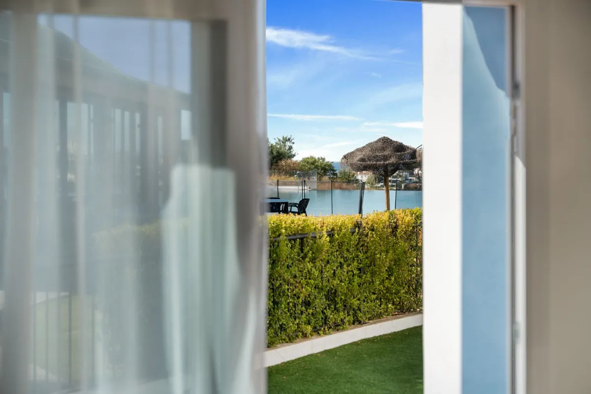 763f60bc-2b03-425e-ac5d-bf0605434125