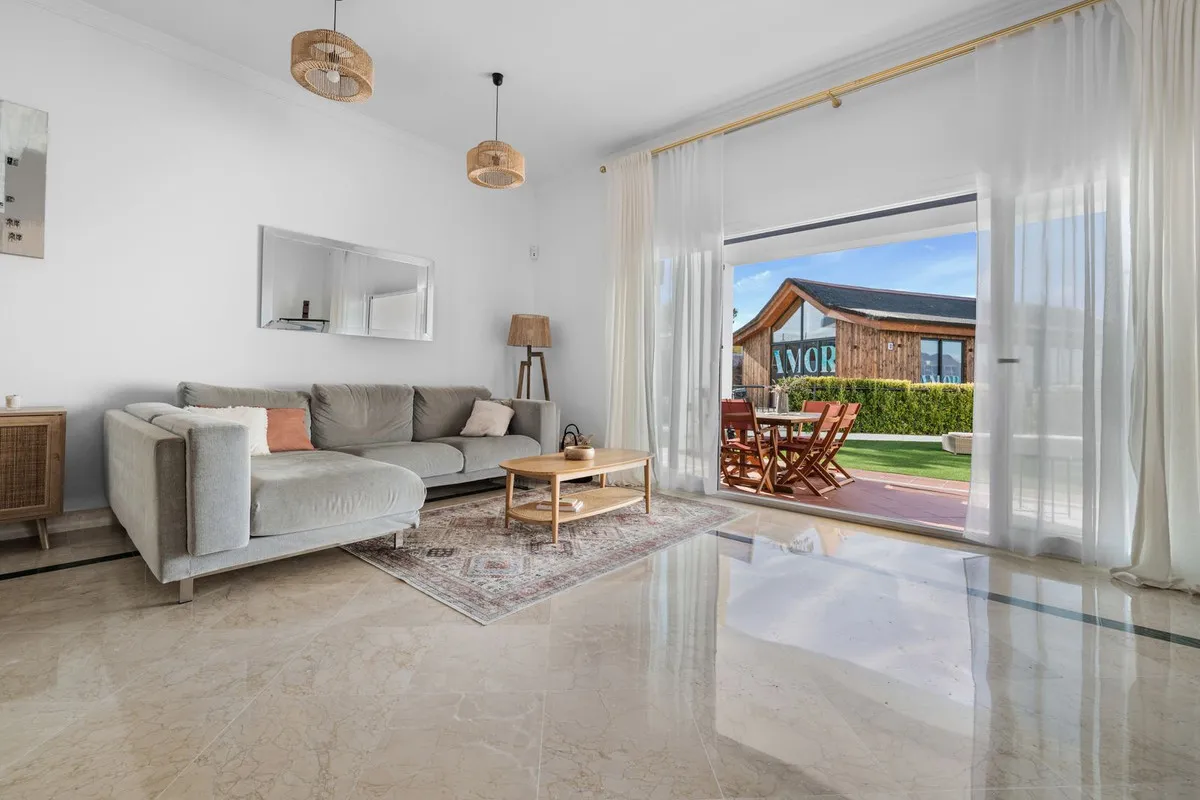 cdcc1383-297c-4139-b2db-453af4b5da37