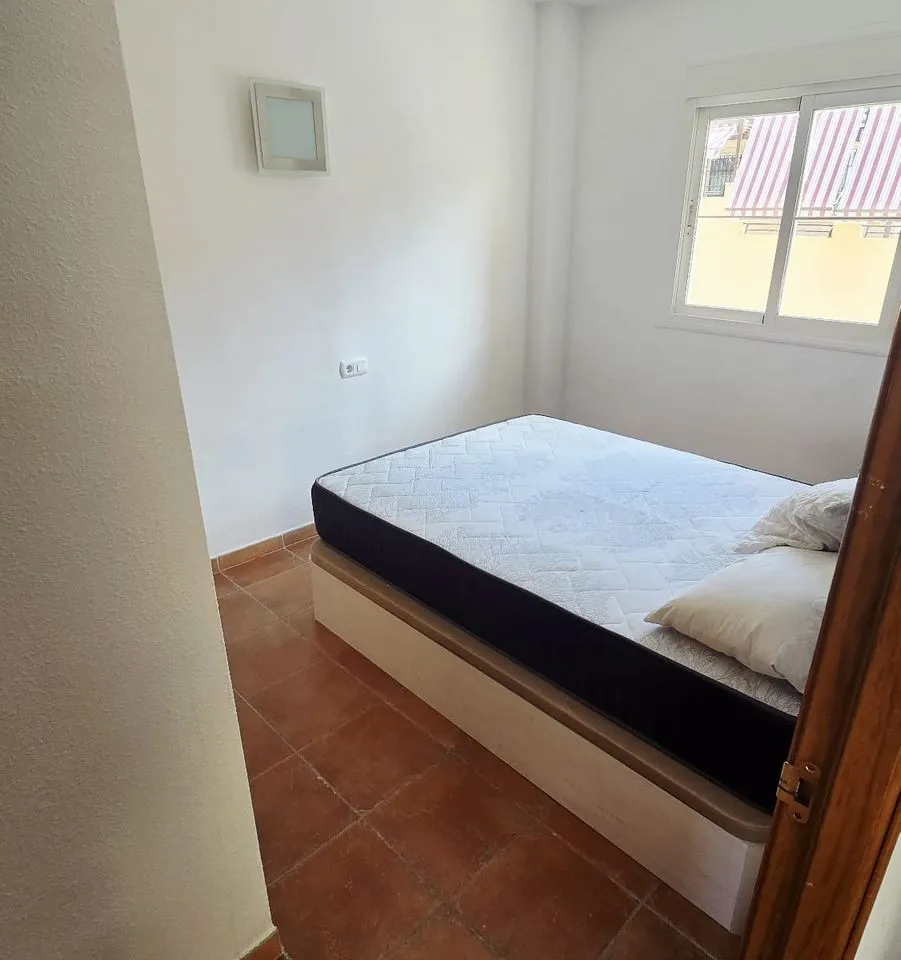 131fd60b-57e6-49fc-8d65-47abb056d796