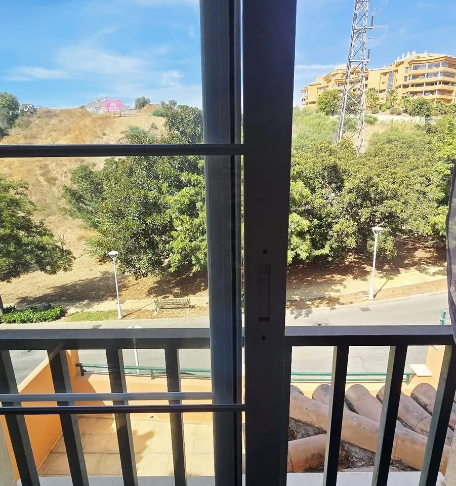 32417b64-caa1-4029-ab4c-a8fc70cdb634