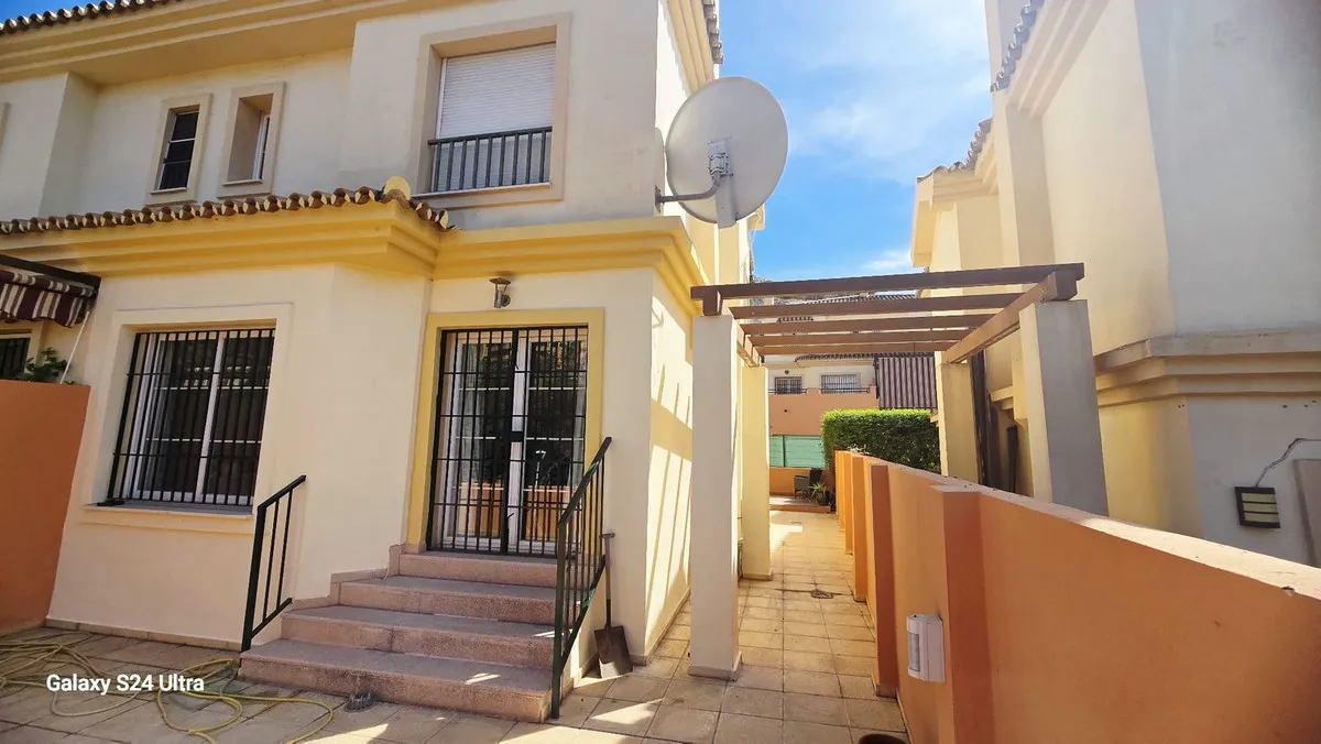 62d9e3c2-78b2-430a-bb46-cb8486a6a966