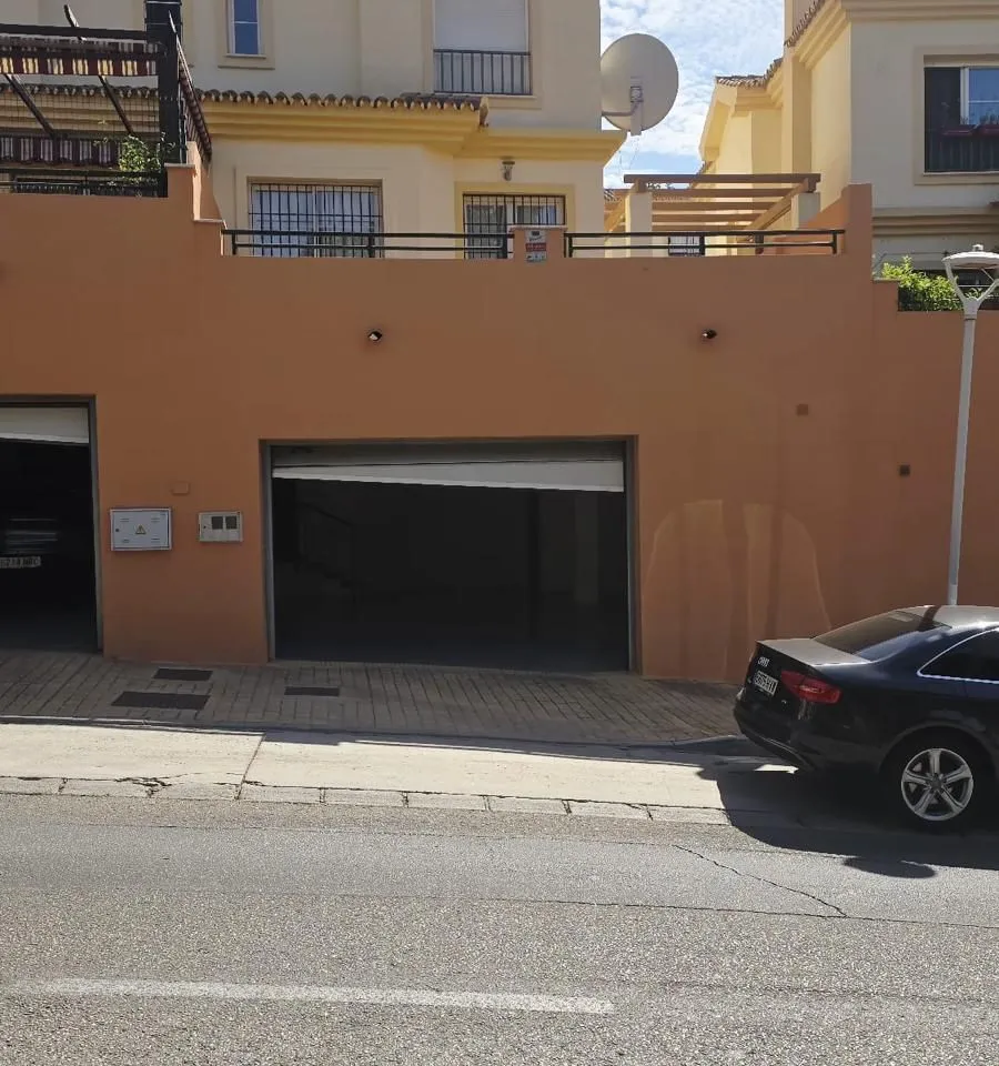 cfb8cf12-1a3f-4c6c-95e0-8522ac1ec4de