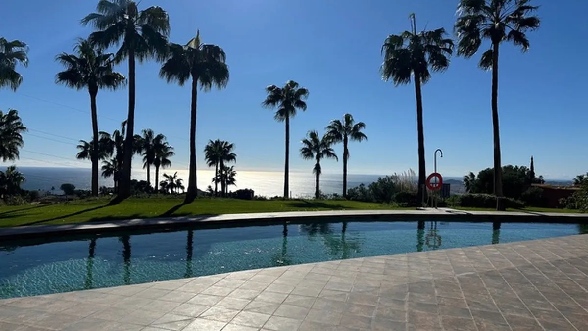 Luxurious Sea View Duplex Penthouse in El Higuerón