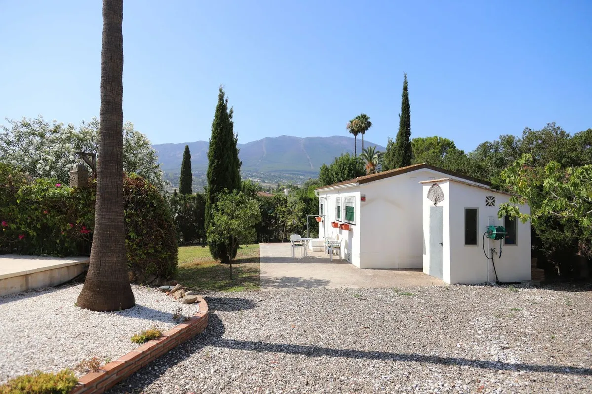 043693c3-1f0f-4d64-83a4-5ec905fc9b3a