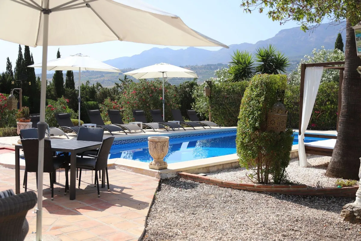 b2e6b88c-f32f-4b62-8503-b73b9d35c32a