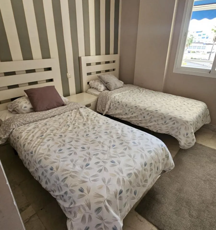 9370311c-fe8c-4821-85b7-2f1be6e478c1