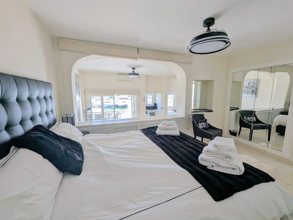 f1e587d6-7758-478a-bcc5-82d1eaf50378