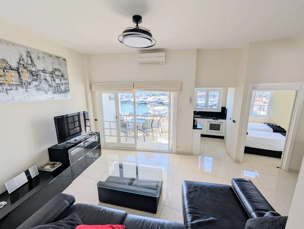 f47e98de-fc70-4fe7-9962-c9350288f924