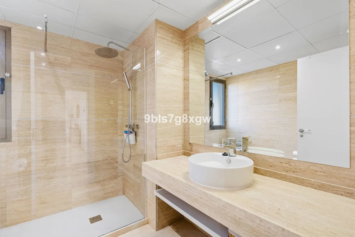 b24d0fe0-2deb-41d6-b184-e899abacbc4b