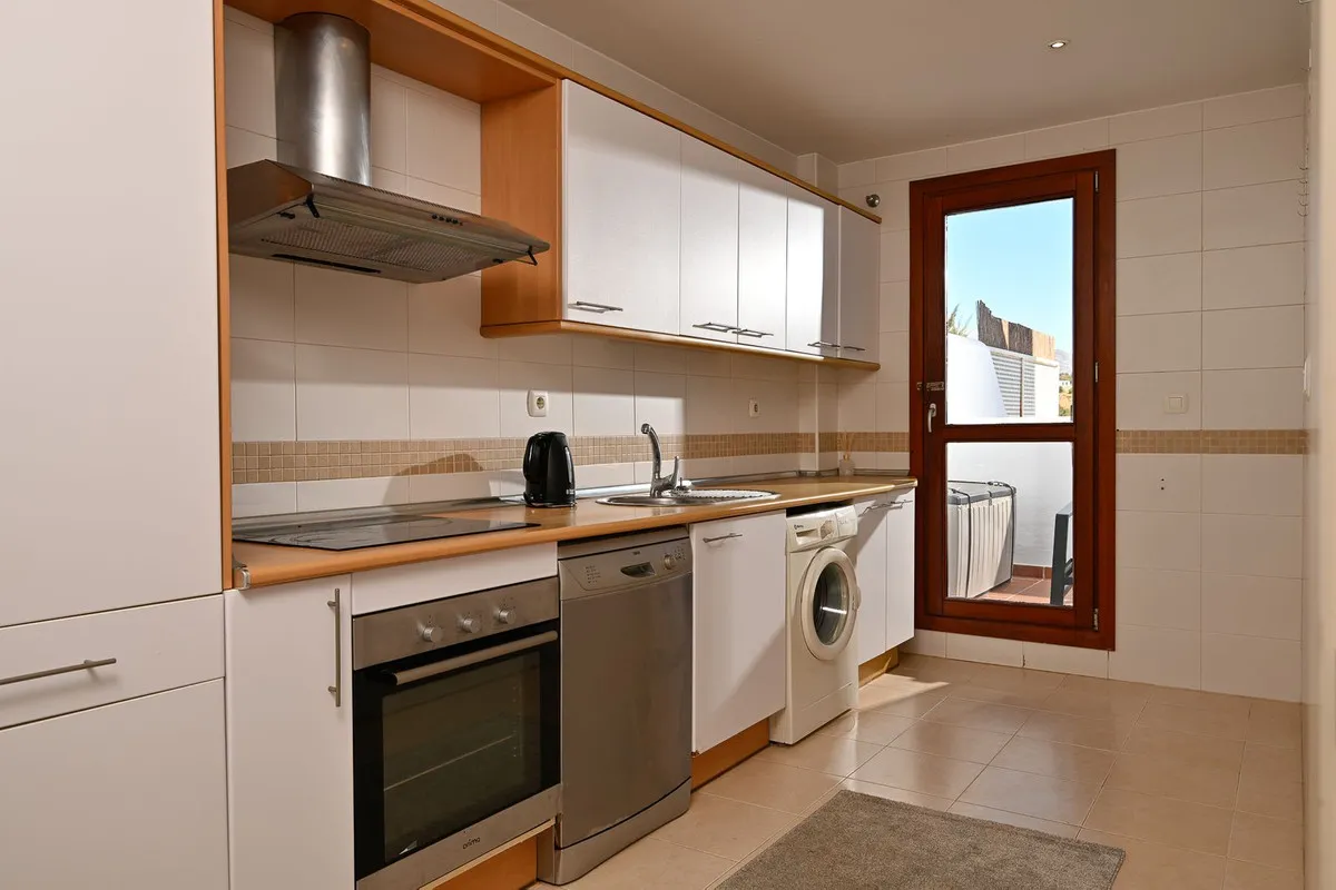 f1c23ce2-31b4-4aa0-9b4f-b072401c8693