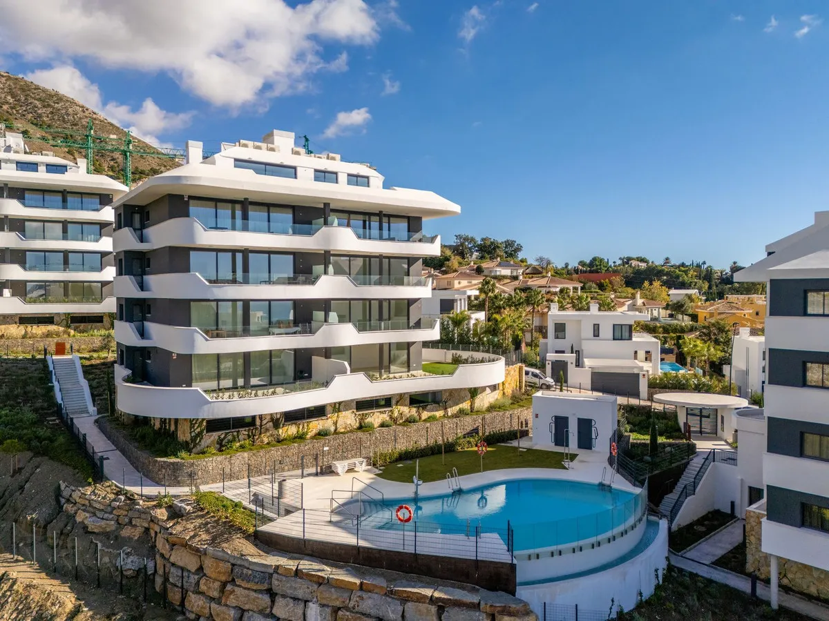 f55cbcc2-4ce4-4874-af98-4e9c449ac359