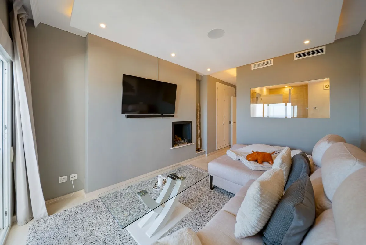 3c316342-bd10-4782-a122-3b6143157570