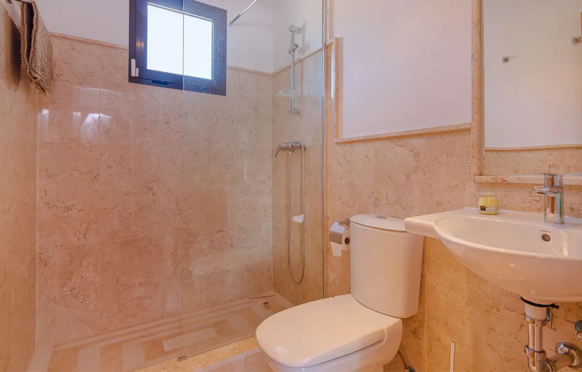 1c56e9a5-ca8a-4f72-aa19-89e31e043f13