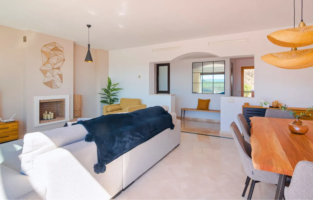 4c502138-2037-40de-8646-84e9ed304c85