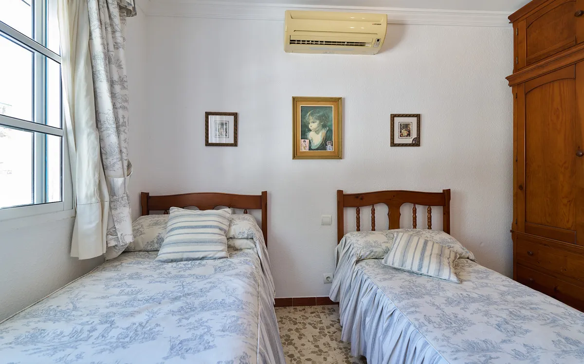 5f882d70-ecc7-443d-816b-df1d06760104