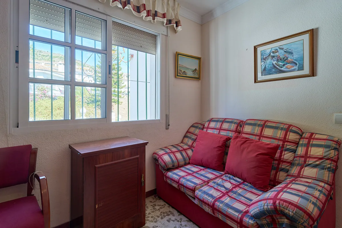 73bcbfb1-28f1-40a5-a745-711411e6d700