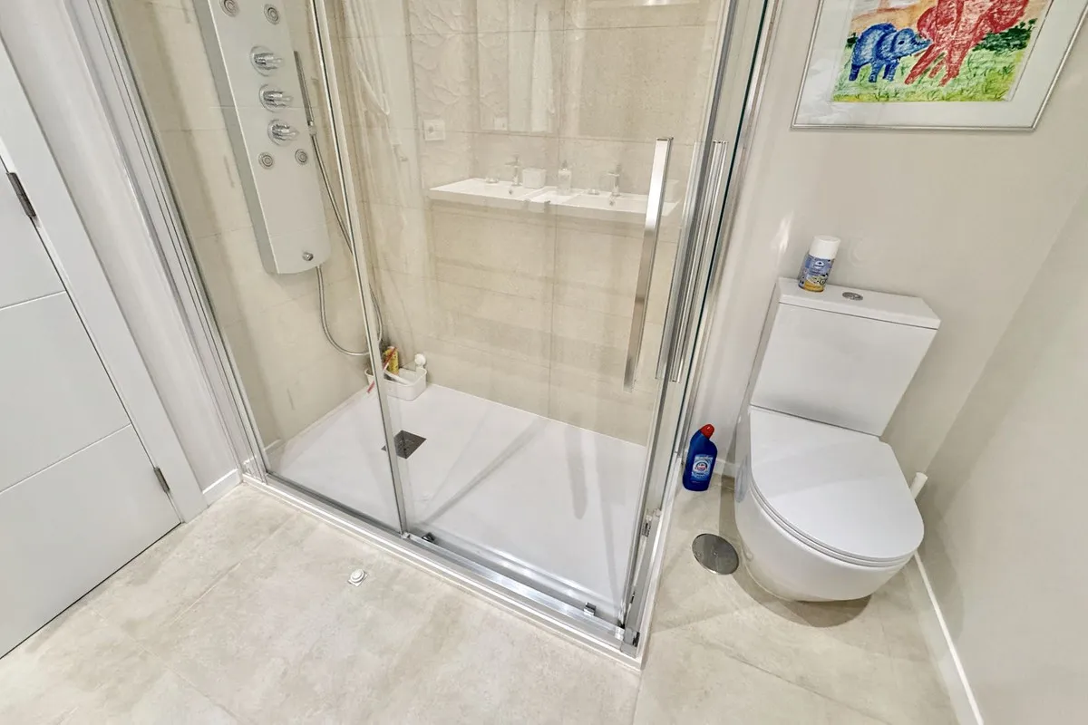 e1271a6d-5b84-4766-9692-5a9b878b9718