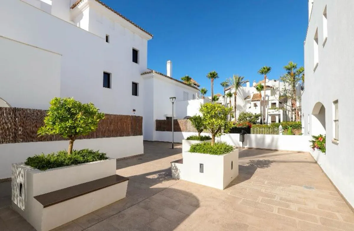 7835112c-03fa-408b-9b97-7c9248e09f08