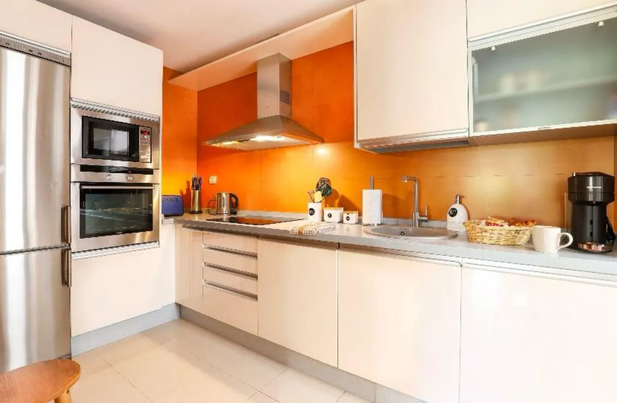 9d4dfa83-e734-46e3-8ec9-191784c19bbc