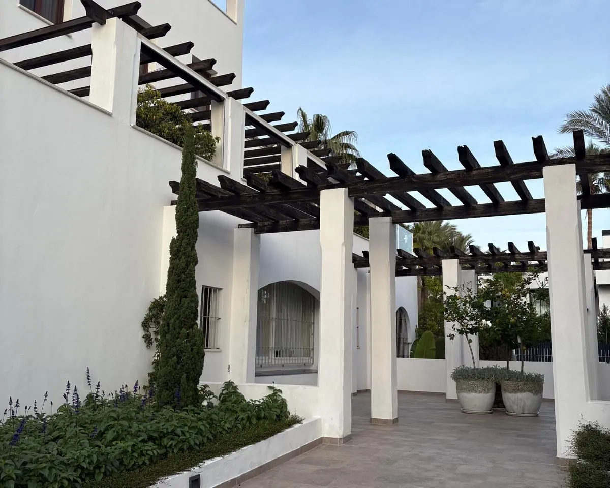 b1644eb7-0d7a-4345-a811-f82b55b7f5f9