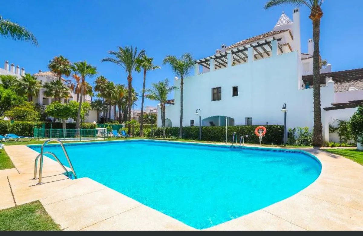 bf573b79-1887-4638-bd40-d2fbd7f30d14