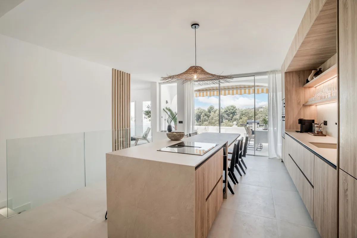 107c0ae5-b769-422f-b08e-46fc5592dbdf