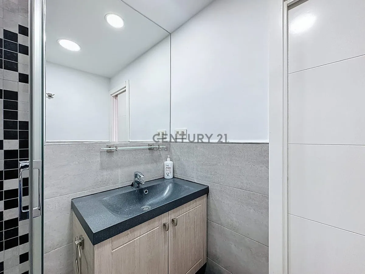 1dc3237a-1e65-45ba-b976-8debf46d1076