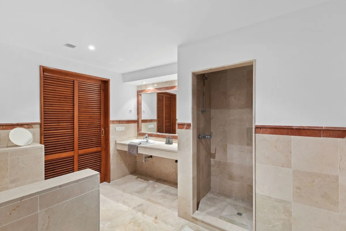 0cbfcf86-35ee-4e5f-bf26-7efefa48e0bf