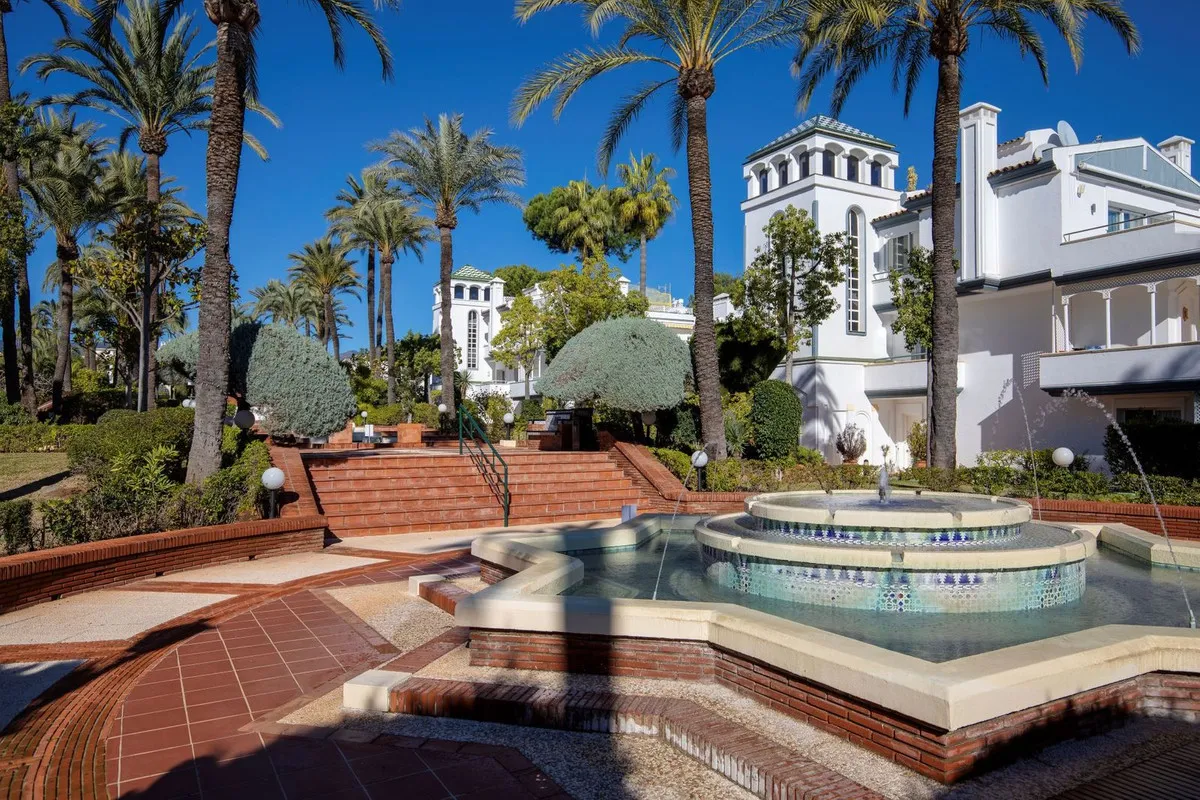 b0638a99-5f15-459f-8828-f8219f407dc5