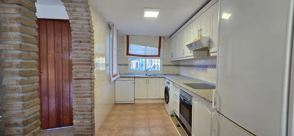 33848951-fb02-4a1f-a98d-8f5a30175440