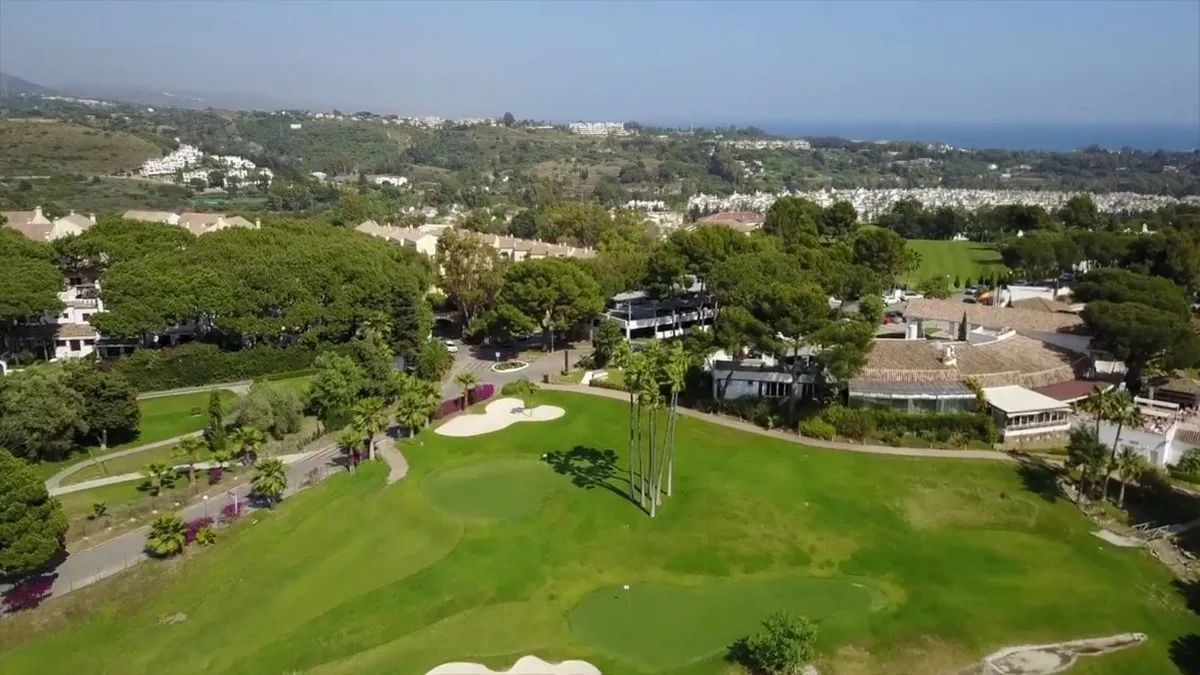 8d6c97d4-9112-46b2-8785-b24ee4f670de